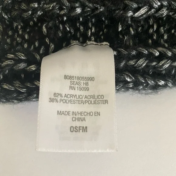 Black Scarf - Picture 6 of 6